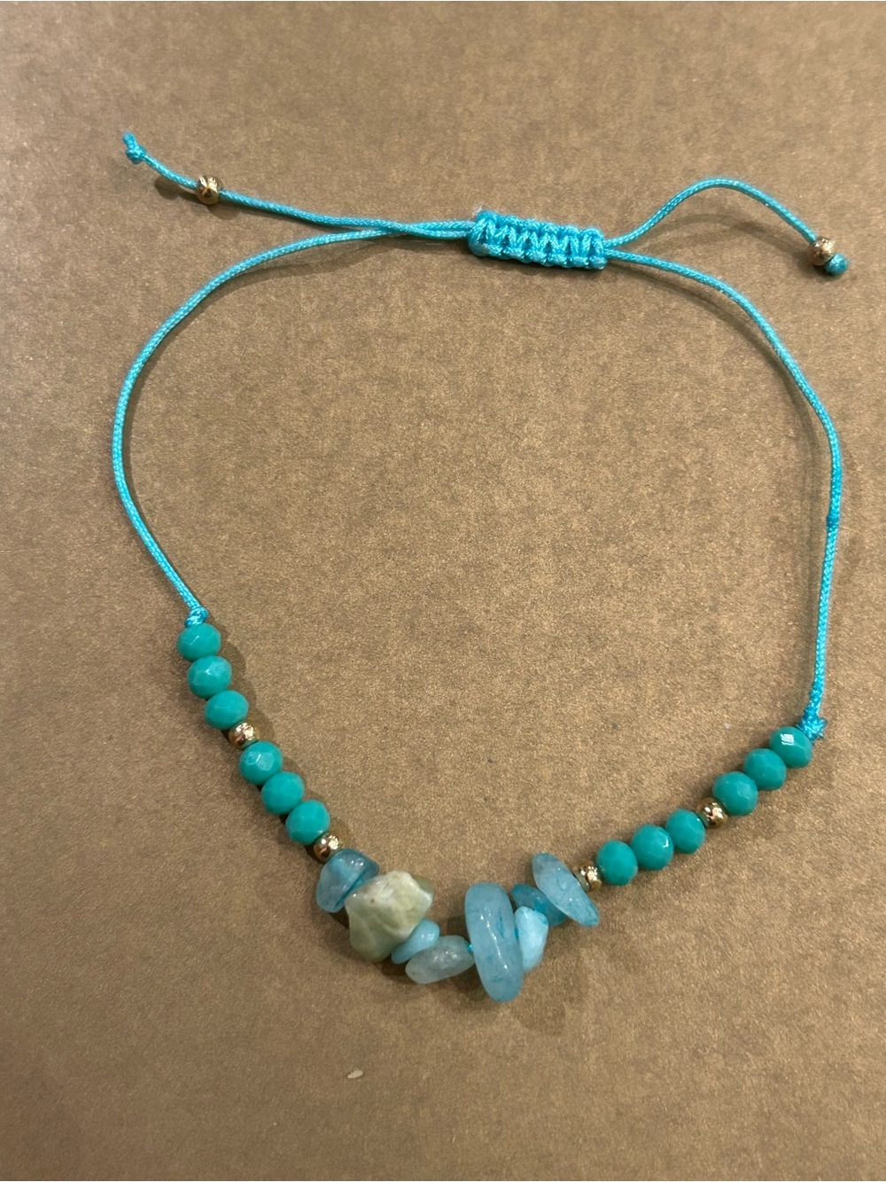 NWOT Bracelet Aquamarine & Serpentine stone nuggets Carved beads Macrame cord